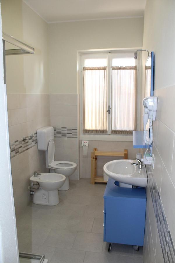 B&B Red House Garlate Bagian luar foto